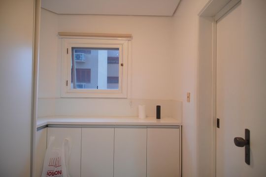 suite 2 de apartamento à venda com 4 quartos, 390m² em Mro Espelho, São Leopoldo
