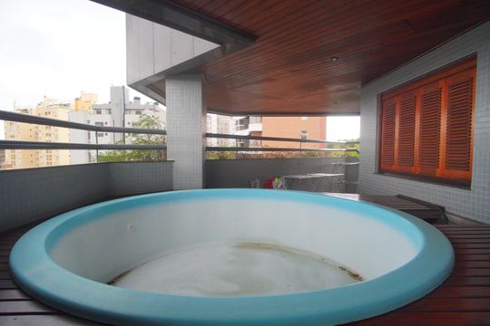 Piscina de apartamento à venda com 4 quartos, 390m² em Mro Espelho, São Leopoldo
