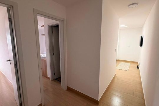 Corredor de apartamento para alugar com 2 quartos, 178m² em Braga, Cabo Frio
