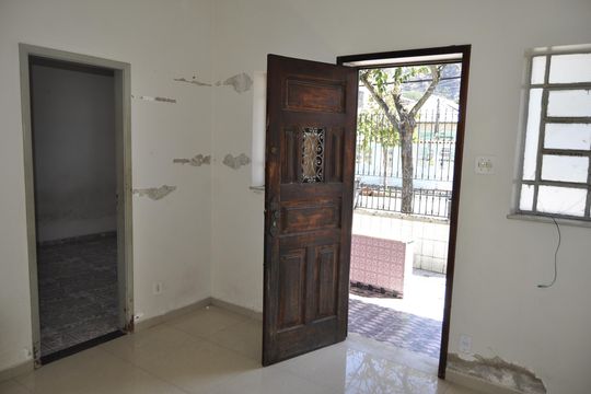 Casa para alugar com 2 quartos, 82m² em Cavalcanti, Rio de Janeiro