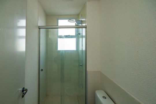 Banheiro do Quarto 2 de apartamento para alugar com 2 quartos, 55m² em Mantiqueira, Belo Horizonte