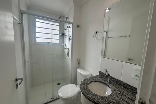 Banheiro da Suíte de apartamento à venda com 3 quartos, 67m² em Bethaville I, Barueri