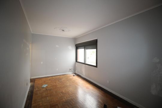 Sala de apartamento para alugar com 2 quartos, 83m² em Santa Cecília, Porto Alegre