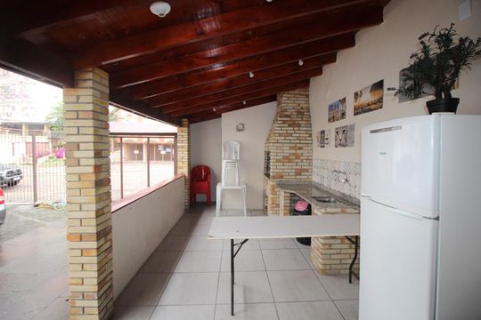 Área comum - Churrasqueira de apartamento para alugar com 2 quartos, 83m² em Santa Cecília, Porto Alegre