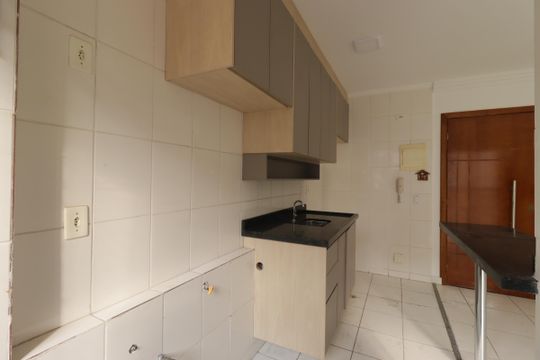 Área de Serviço de apartamento para alugar com 2 quartos, 50m² em Parque Erasmo Assunção, Santo André