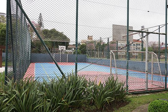 Área comum - Quadra de esportes de apartamento para alugar com 3 quartos, 67m² em Vila Ipiranga, Porto Alegre