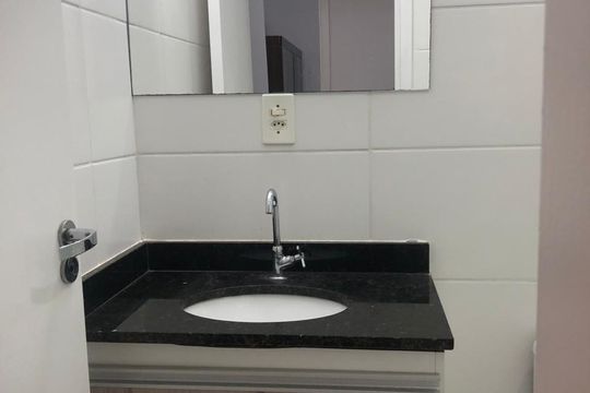 Banheiro de apartamento para alugar com 2 quartos, 60m² em Vila Monteiro, Votorantim