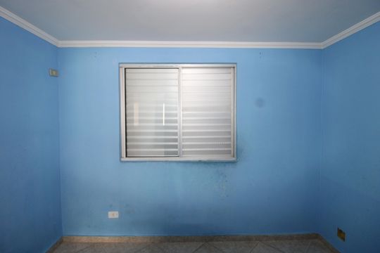 Quarto 1 de apartamento para alugar com 2 quartos, 44m² em Jardim Santo Antonio, São Paulo