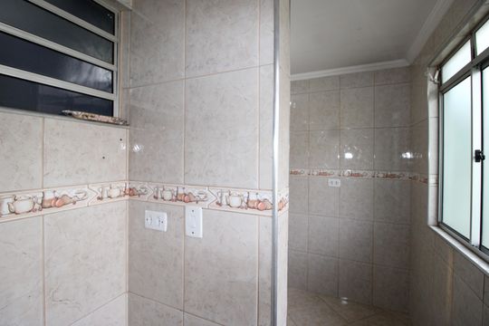 Área de Serviço de apartamento para alugar com 2 quartos, 44m² em Jardim Santo Antonio, São Paulo