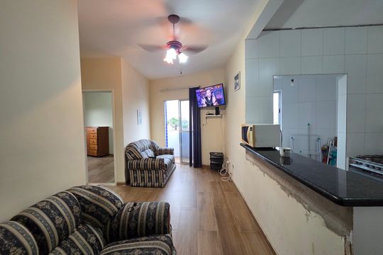Sala de apartamento para alugar com 2 quartos, 60m² em Vila Caiçara, Praia Grande
