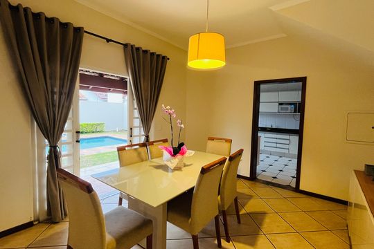 Casa à venda com 5 quartos, 249m² em Parque Alto Taquaral, Campinas