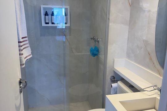 Banheiro de apartamento à venda com 1 quarto, 39m² em Penha de França, São Paulo