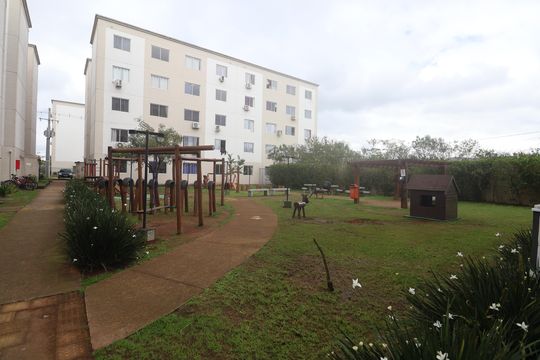 Área comum - Playground de apartamento para alugar com 2 quartos, 41m² em Olaria, Canoas