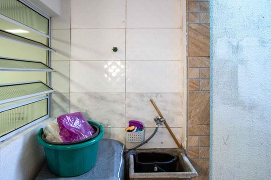 Área de Serviço Casa 1 de casa à venda com 4 quartos, 170m² em Campanário, Diadema