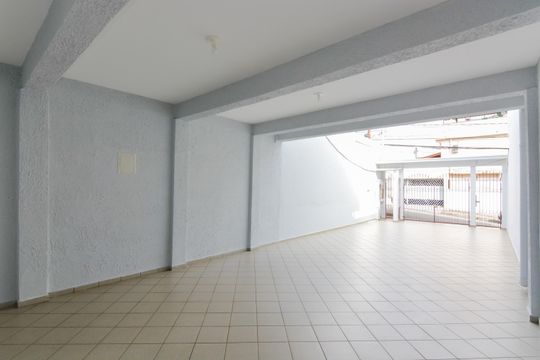 Garagem de casa à venda com 3 quartos, 135m² em Cidade Jardim Cumbica, Guarulhos