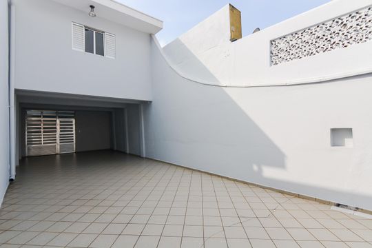 Garagem de casa à venda com 3 quartos, 135m² em Cidade Jardim Cumbica, Guarulhos