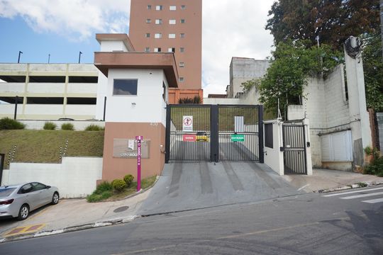 Fachada de apartamento à venda com 2 quartos, 52m² em Fazendinha, Santana de Parnaíba