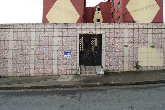 Fachada de apartamento para alugar com 2 quartos, 45m² em Conjunto Habitacional Santa Etelvina Ii, São Paulo