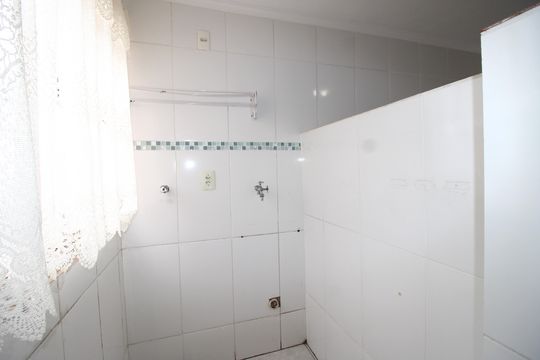 Área de Serviço de apartamento para alugar com 2 quartos, 45m² em Conjunto Habitacional Santa Etelvina Ii, São Paulo