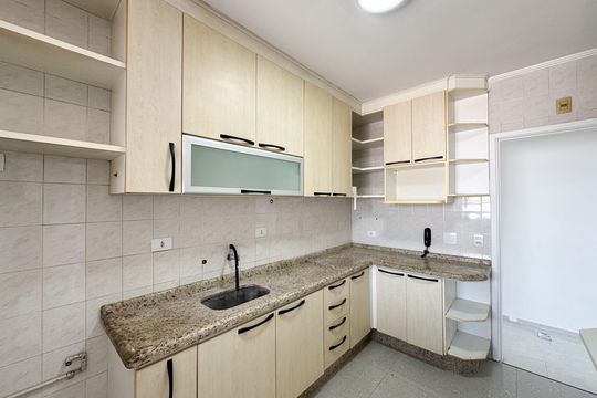 Cozinha de apartamento para alugar com 2 quartos, 70m² em Jardim das Acacias, São Bernardo do Campo