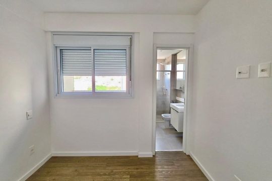 Suíte  de apartamento à venda com 2 quartos, 66m² em Vila Paris, Belo Horizonte
