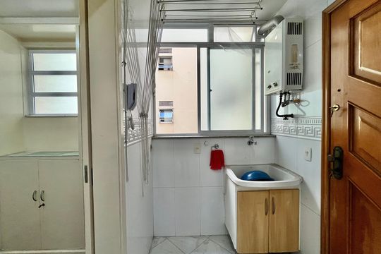 Área de Serviço de apartamento à venda com 2 quartos, 70m² em Copacabana, Rio de Janeiro