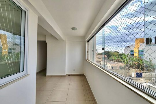 Apartamento à venda com 3 quartos, 74m² em Graça, Belo Horizonte