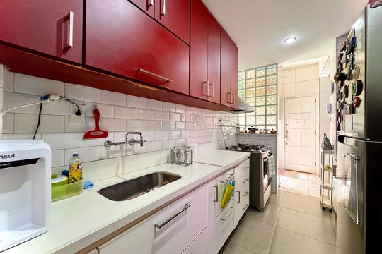 Apartamento para alugar com 3 quartos, 133m² em Copacabana, Rio de Janeiro