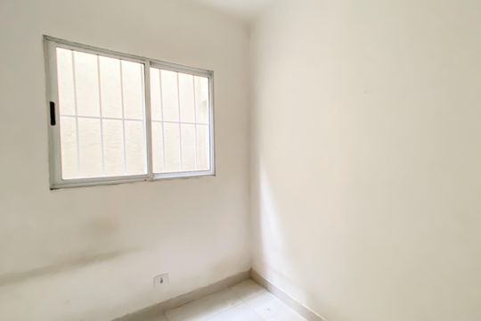 Quarto 1 de apartamento para alugar com 2 quartos, 37m² em Penha de França, São Paulo