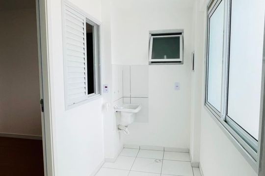 Área de Serviço de apartamento para alugar com 4 quartos, 132m² em Jardim Branca Flor, Embu das Artes