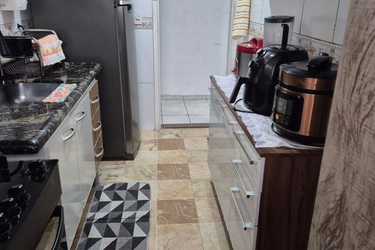 Cozinha de apartamento à venda com 2 quartos, 51m² em Vila Ré, São Paulo
