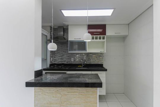 Cozinha de apartamento para alugar com 2 quartos, 50m² em Vila Prudente, São Paulo