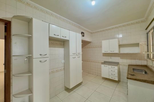 Cozinha de casa para alugar com 2 quartos, 148m² em Jardim Katia, Guarulhos