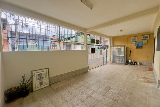 Garagem de casa para alugar com 2 quartos, 148m² em Jardim Katia, Guarulhos