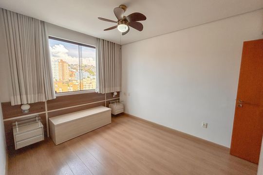 Apartamento à venda com 3 quartos, 148m² em Castelo, Belo Horizonte