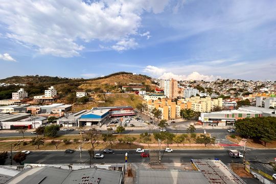 Apartamento à venda com 3 quartos, 148m² em Castelo, Belo Horizonte