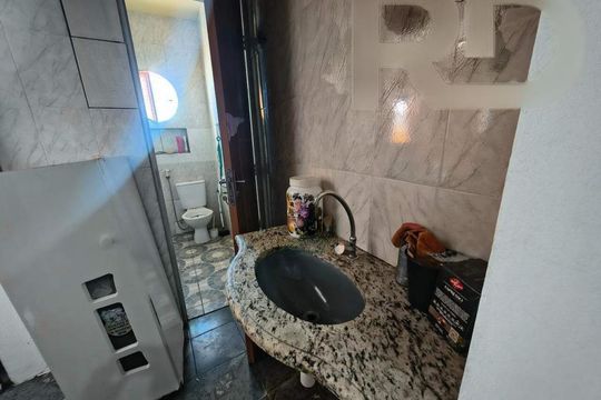 Casa à venda com 4 quartos, 180m² em Paraíso, Belo Horizonte