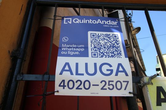 Placa de casa para alugar com 2 quartos, 200m² em Rocha Miranda, Rio de Janeiro