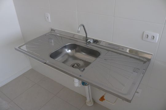Cozinha de apartamento para alugar com 2 quartos, 34m² em Várzea da Barra Funda, São Paulo