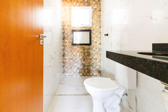 Banheiro de apartamento à venda com 2 quartos, 53m² em Sítio do Morro, São Paulo