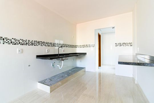 Cozinha de apartamento à venda com 2 quartos, 53m² em Sítio do Morro, São Paulo