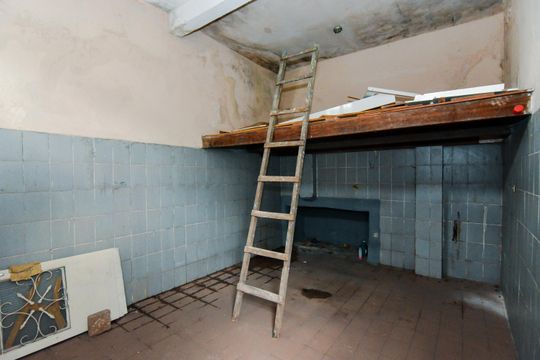 Garagem de casa à venda com 2 quartos, 75m² em Jardim Silvia, Guarulhos