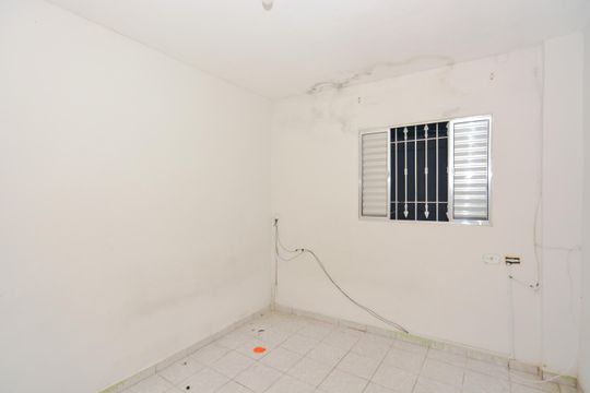 Quarto 2 de casa à venda com 2 quartos, 75m² em Jardim Silvia, Guarulhos