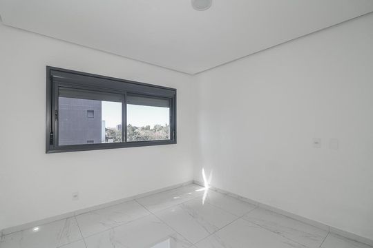 Quarto Suíte de apartamento para alugar com 3 quartos, 76m² em Vila Ipiranga, Porto Alegre