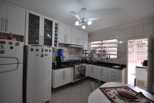 Cozinha de casa à venda com 7 quartos, 600m² em Vila Medeiros, São Paulo