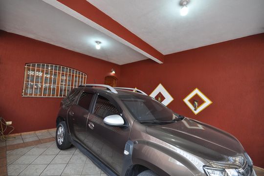 Garagem de casa à venda com 7 quartos, 600m² em Vila Medeiros, São Paulo