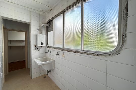 Área de Serviço de apartamento para alugar com 3 quartos, 127m² em Vila Sofia, São Paulo