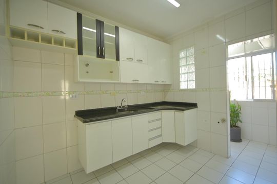Cozinha  de apartamento para alugar com 1 quarto, 54m² em Baeta Neves, São Bernardo do Campo