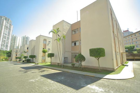 Vista Interna  de apartamento para alugar com 1 quarto, 54m² em Baeta Neves, São Bernardo do Campo