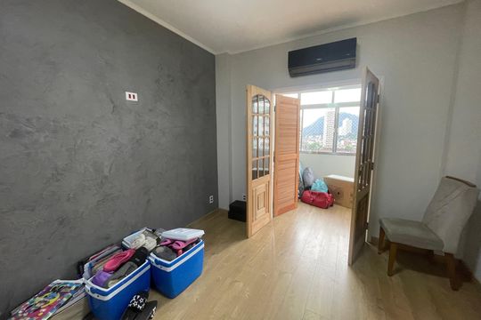 Quarto 2 de apartamento para alugar com 3 quartos, 100m² em Centro, São Vicente